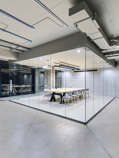 Frameless Glass Partitions 2