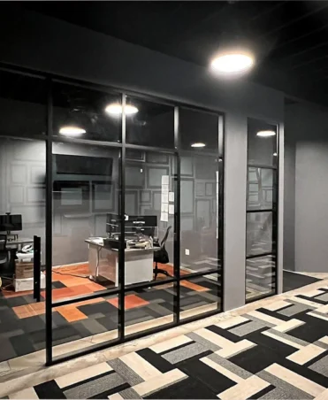 kompass storefront 3